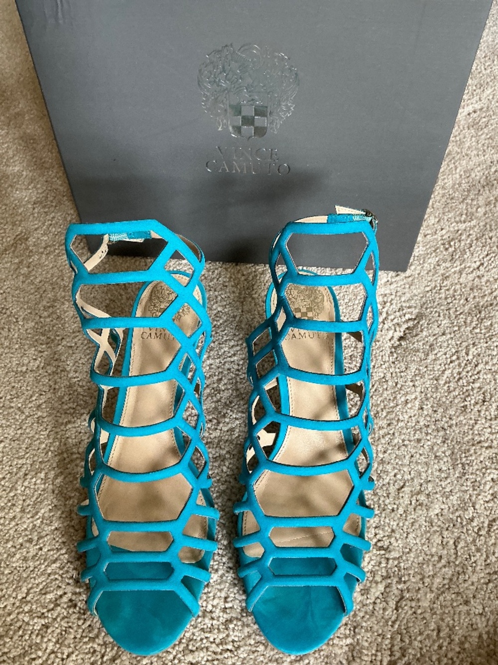 Vince Camuto strappy sandals size 9 1/2